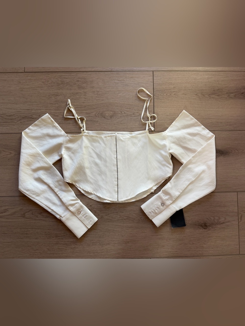 Are You Am I White Long Sleeve Top Size Small NWT